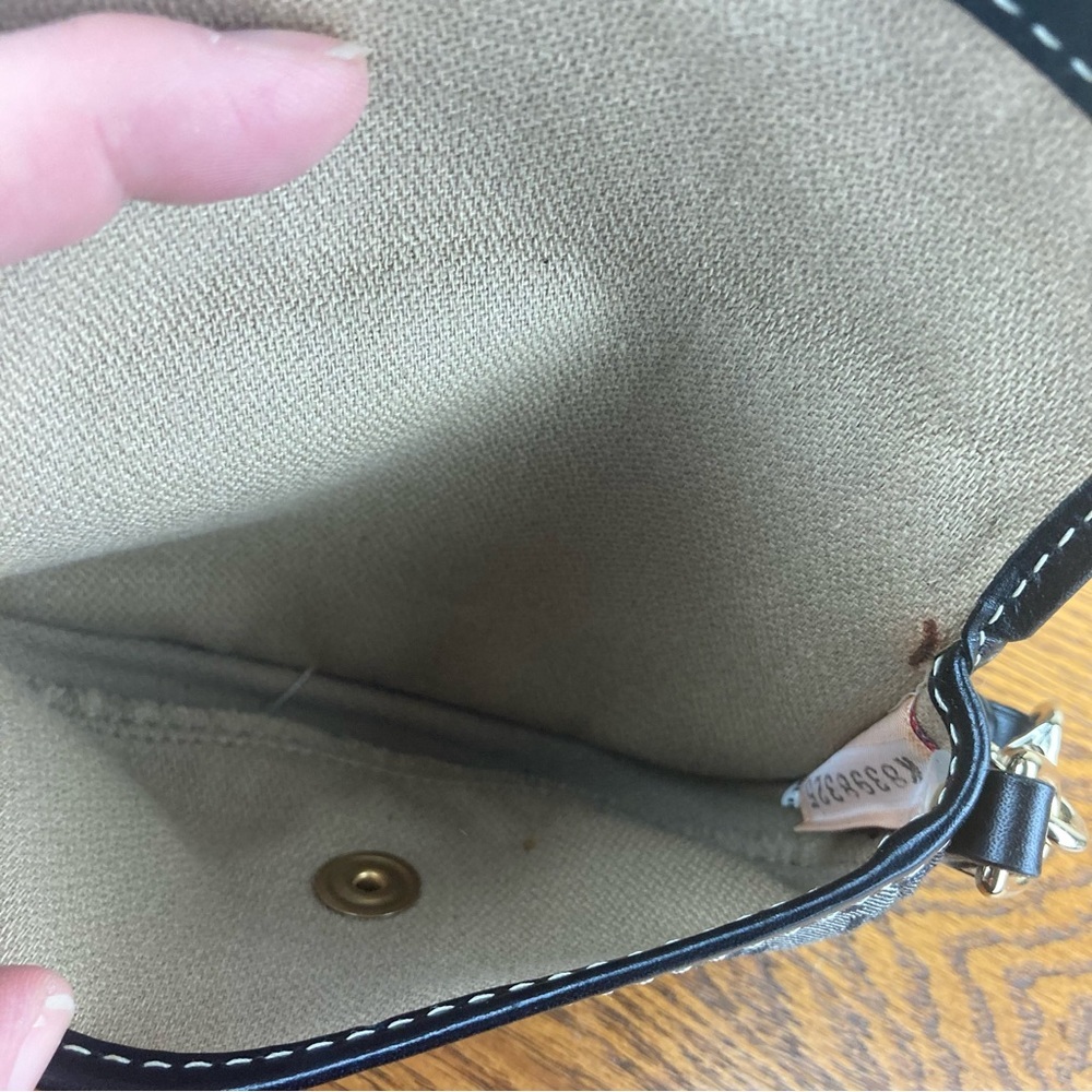 Dooney & Bourke Vintage Sig LG Hobo Shoulder & wristlet Gray/Black- Blue Duck - Picture 6 of 13